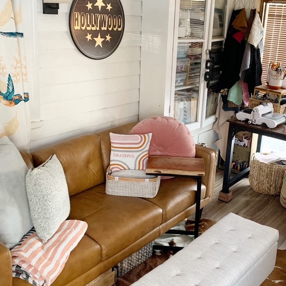 Meet your Posher, Holly - Picture 7 of 13